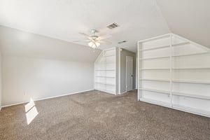 Attlee Dr-S3001-030.jpg