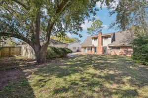 Attlee Dr-S3001-047.jpg