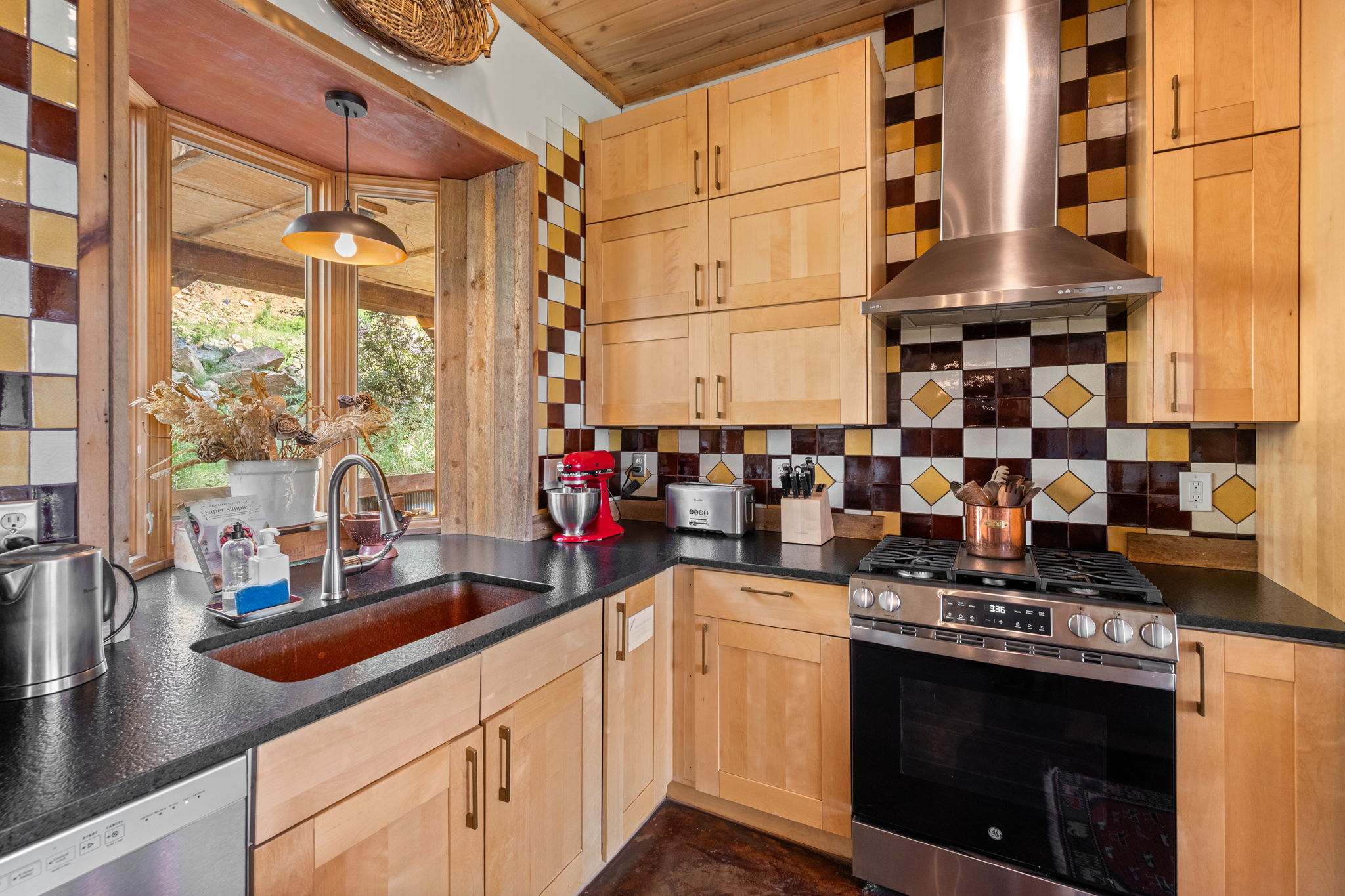 Features Leathered Granite
