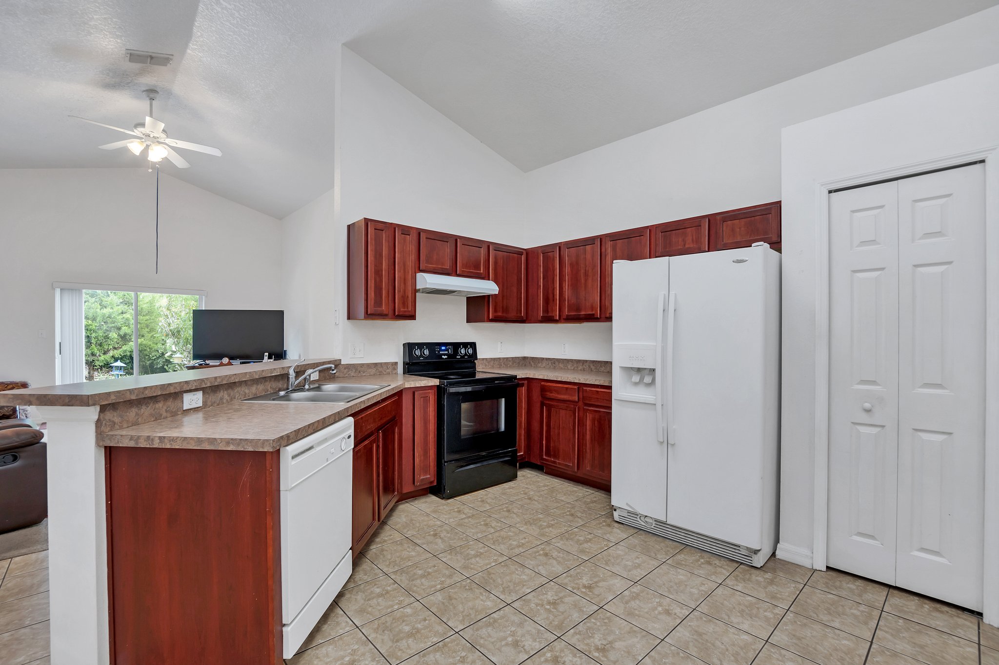 1235 Osprey Nest Cir, Groveland, FL 34736, US Photo 5