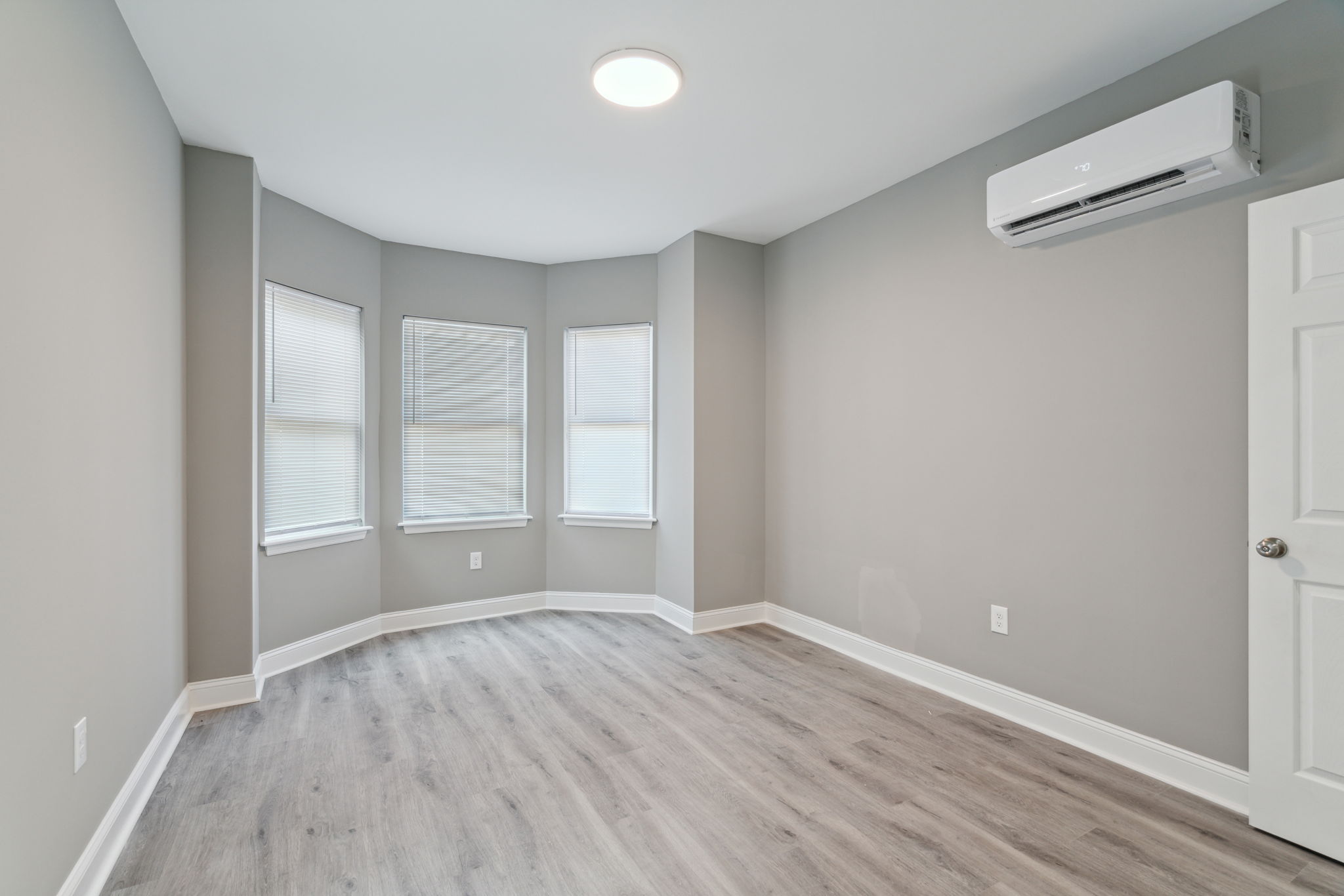 1235 W Lehigh Ave Unit 2 - 28 - edit