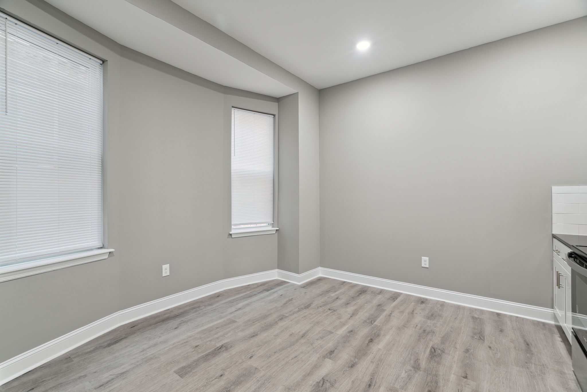 1235 W Lehigh Ave Unit 2 - 04 - edit