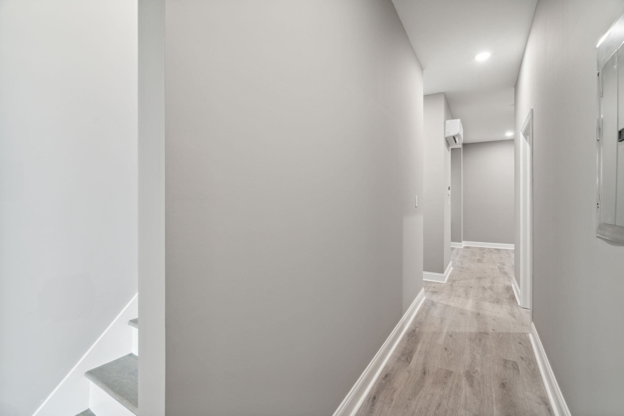 1235 W Lehigh Ave Unit 2 - 07 - edit