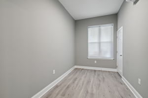 1235 W Lehigh Ave Unit 1 - 06 - edit