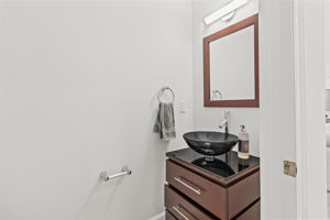  Photo 35