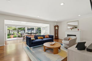 012_F8_1236 Husted Ave