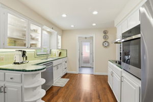 013_F8_1236 Husted Ave