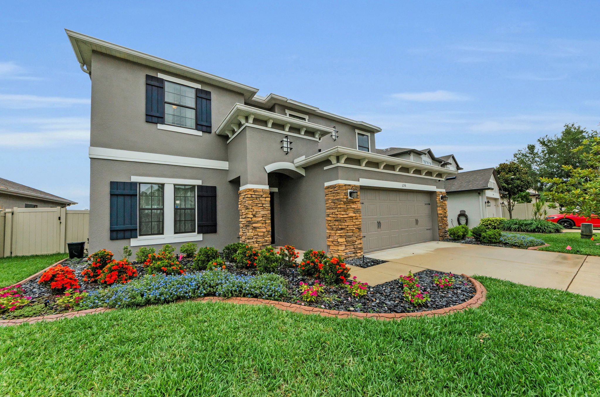 Front Exterior 4