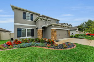 Front Exterior 4