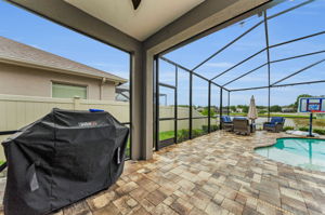 Lanai 1