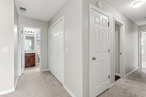 Key Manor Ln-022.jpg