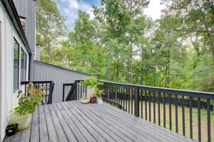 11 Exterior Deck w Yard View