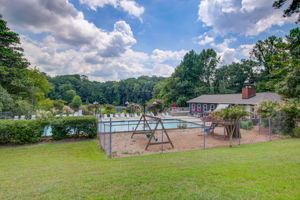 38 Exterior Lakeside Neighborhood Pool