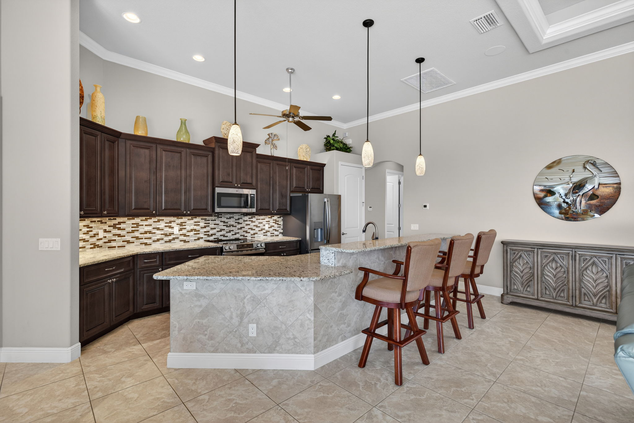 Breakfast Bar 1 of 2