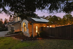010_F8_TWILIGHT_12361 Homestead Way