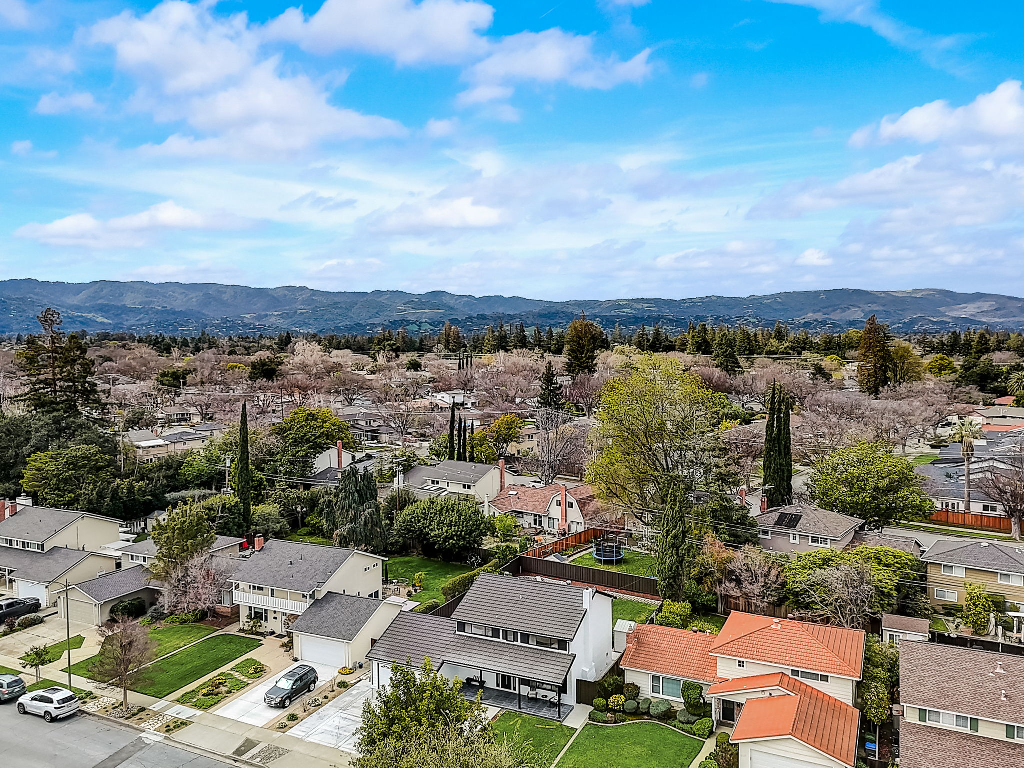 Collins Ln -060