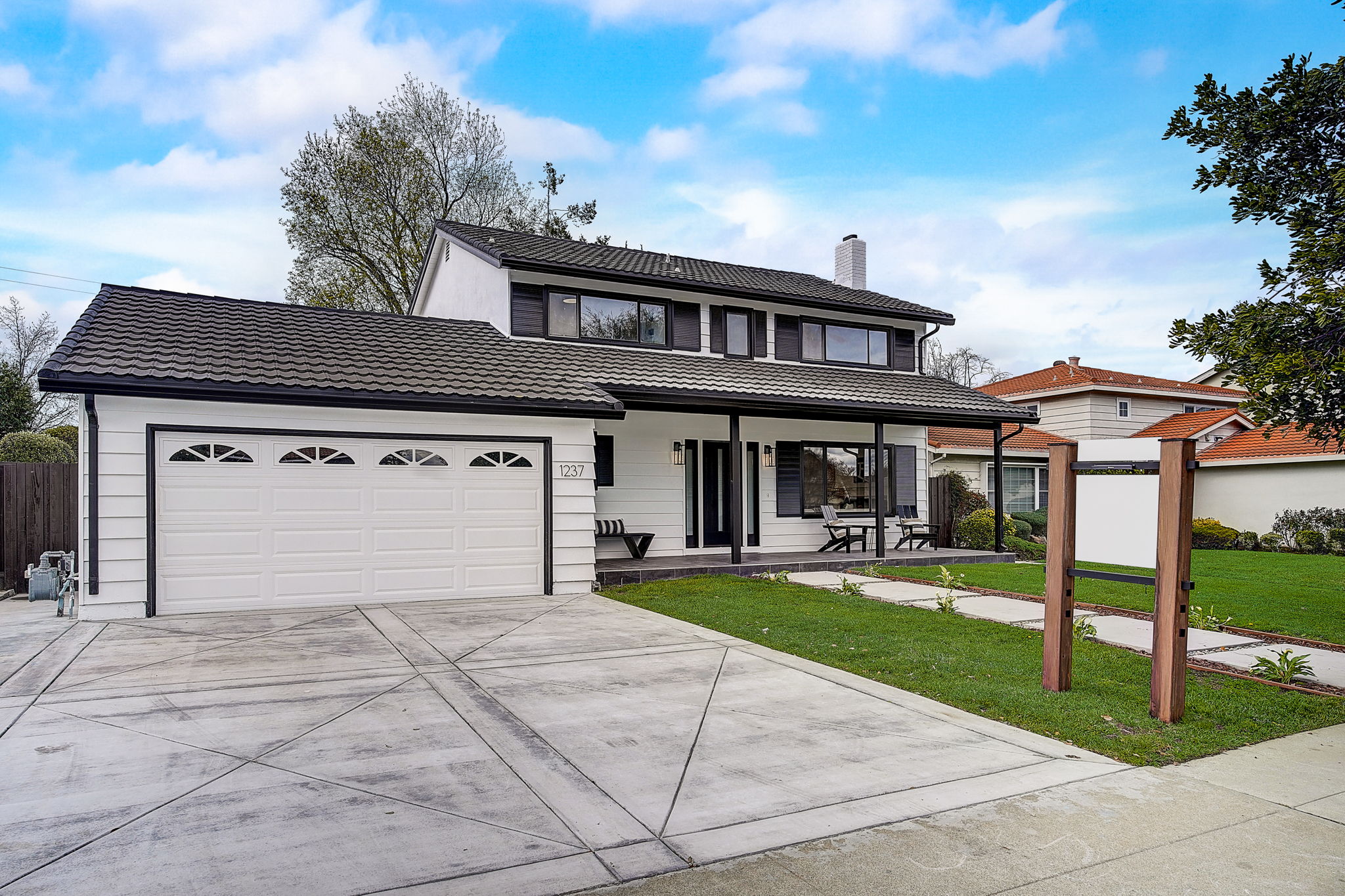 Collins Ln -001