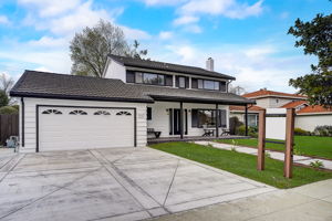 Collins Ln -001