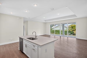Kitchen 4 of 4