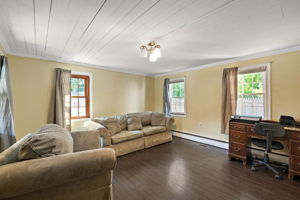  Photo 44