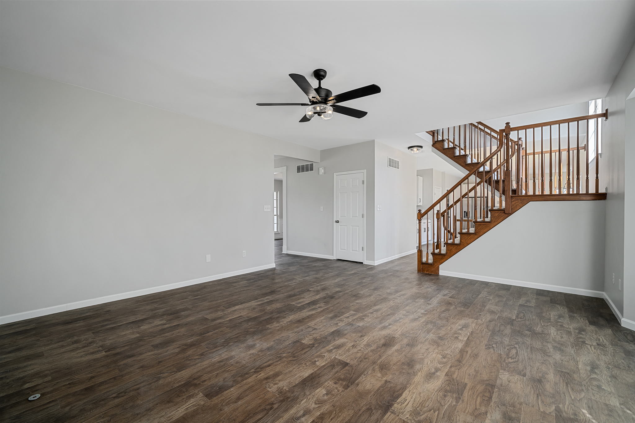 1238 Raintree Pass, O'Fallon, MO 63366, USA Photo 13
