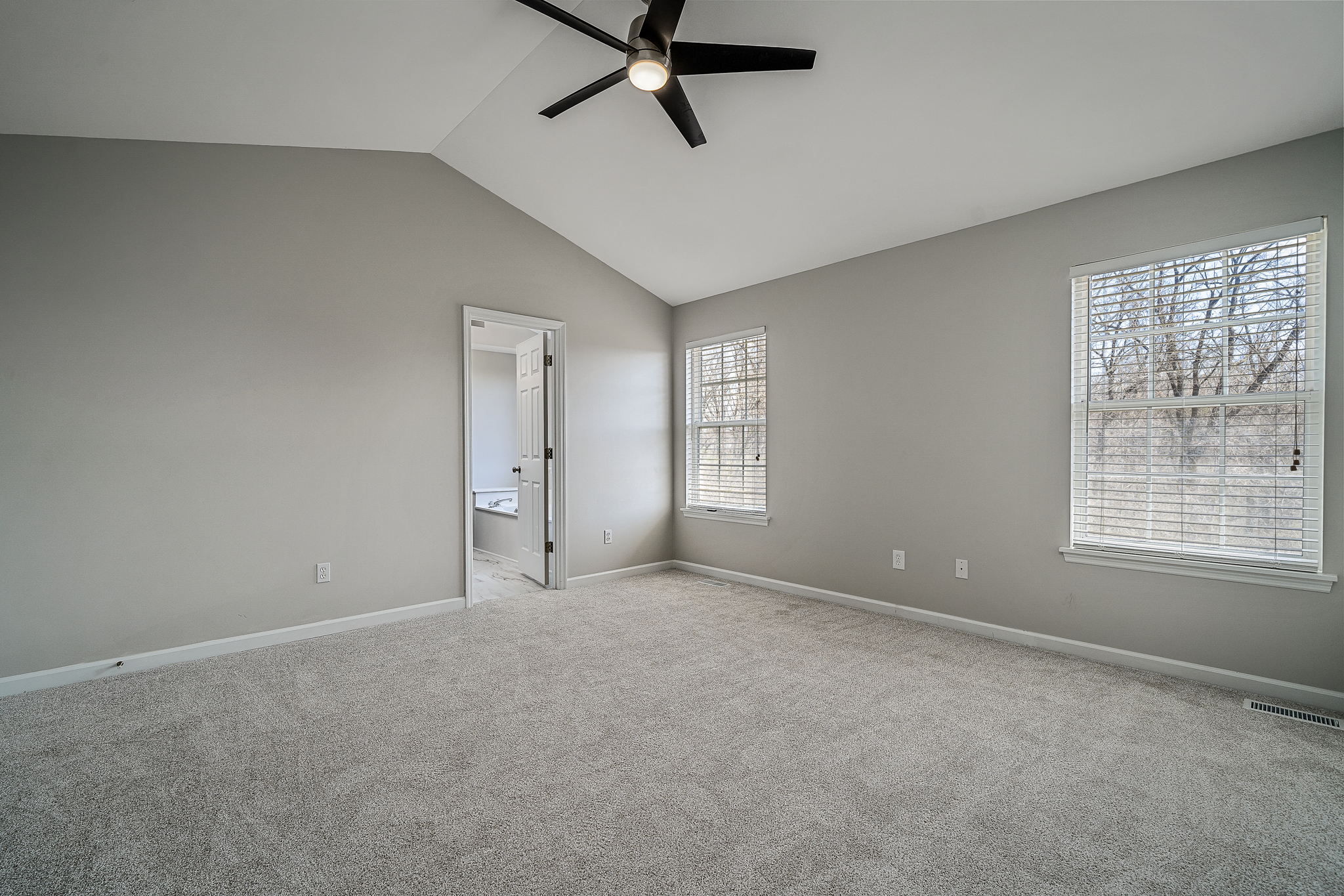 1238 Raintree Pass, O'Fallon, MO 63366, USA Photo 25