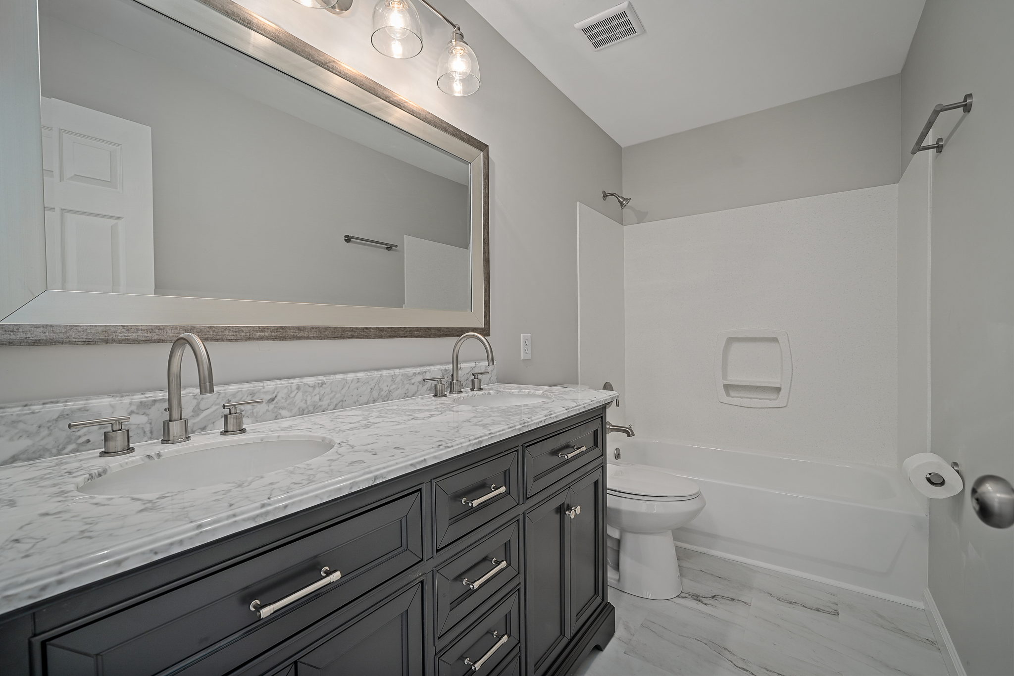 1238 Raintree Pass, O'Fallon, MO 63366, USA Photo 32
