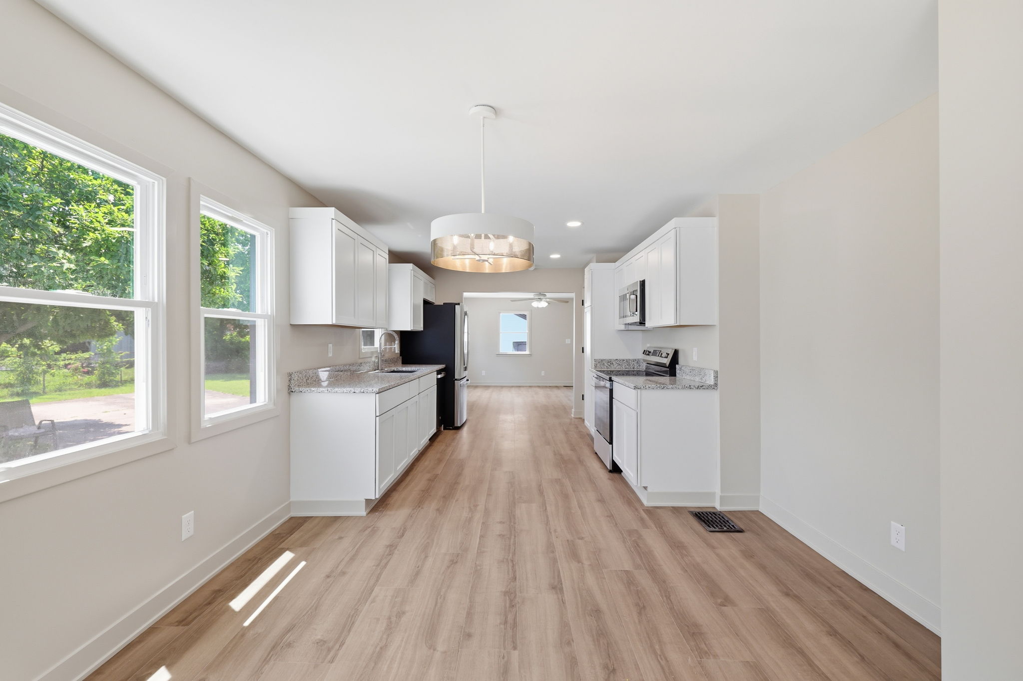 1238 S Centennial St_009