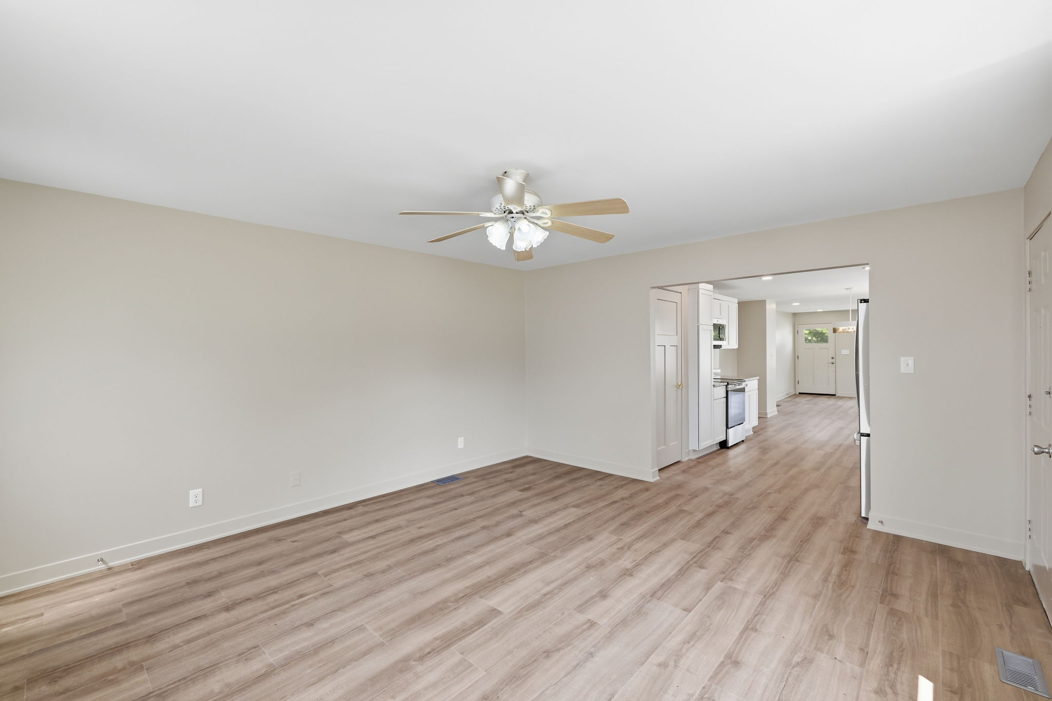 1238 S Centennial St_015