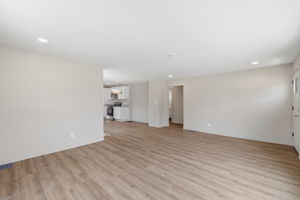 1238 S Centennial St_008