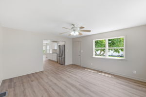 1238 S Centennial St_016