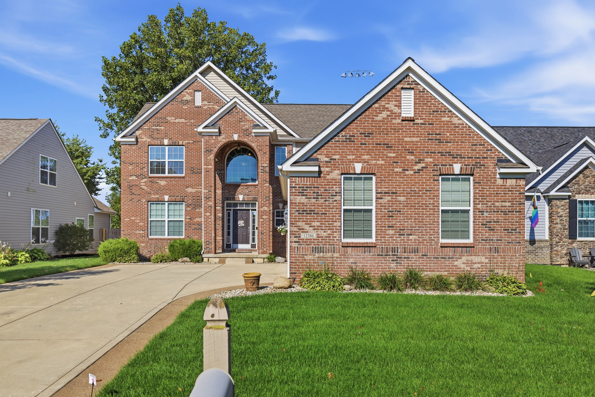 12386 Wolverton Way_002