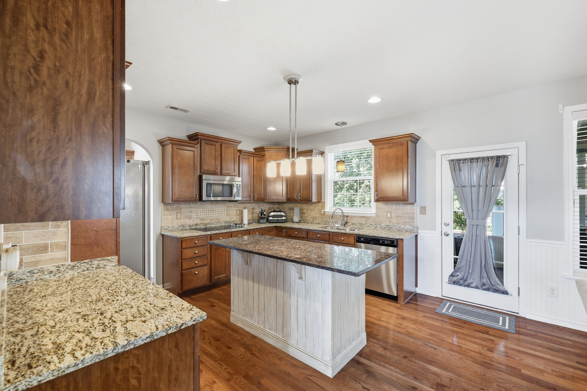 12386 Wolverton Way_017