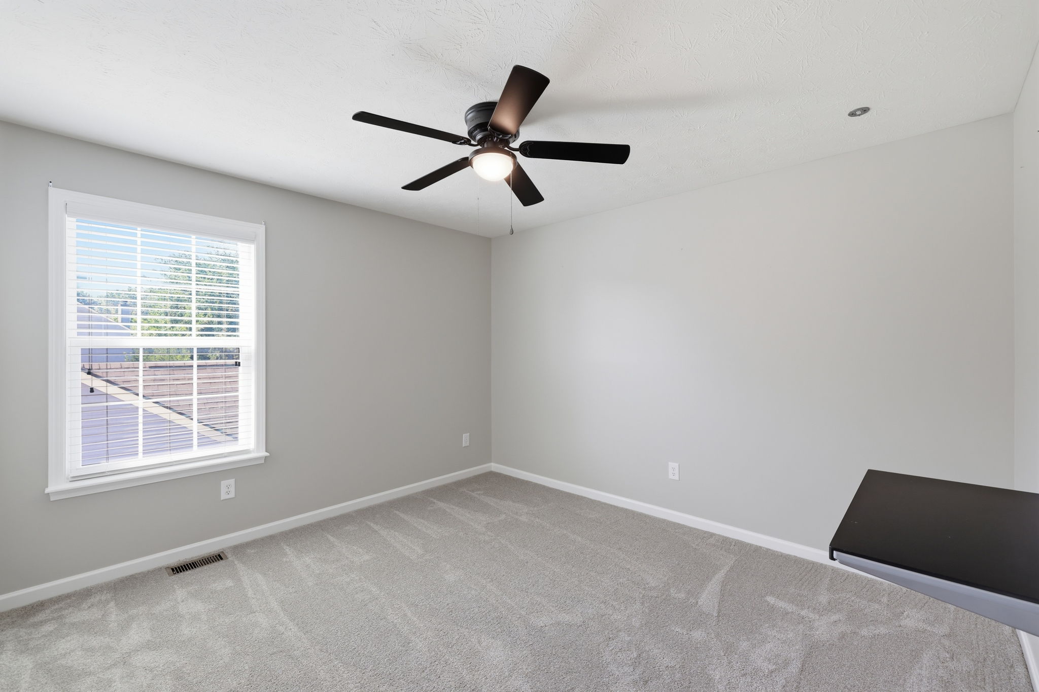 12386 Wolverton Way_033
