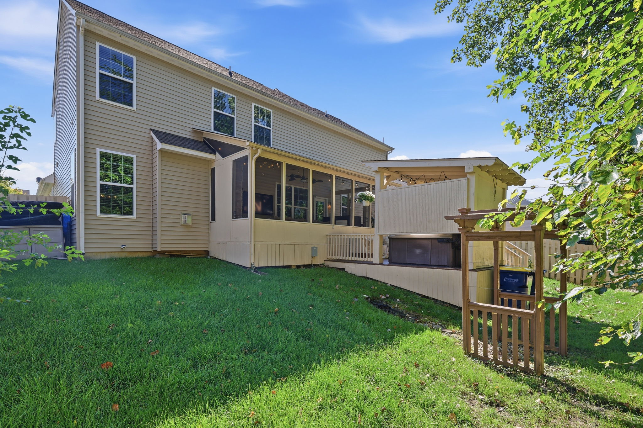 12386 Wolverton Way_062