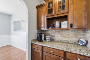 12386 Wolverton Way_012