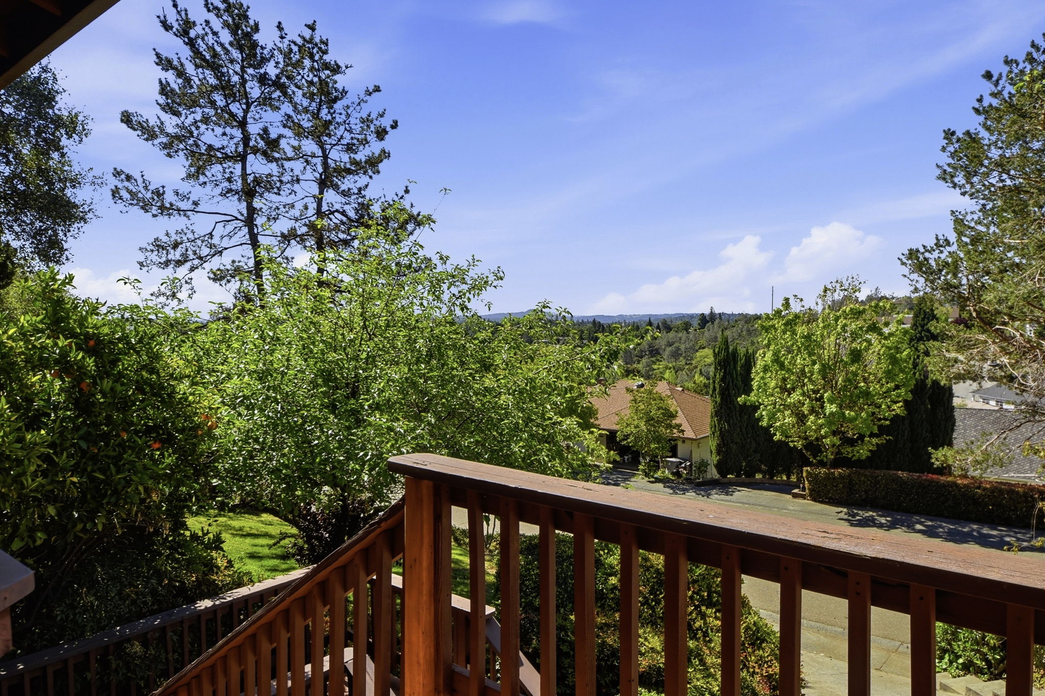 006_F8_12387 Incline Dr