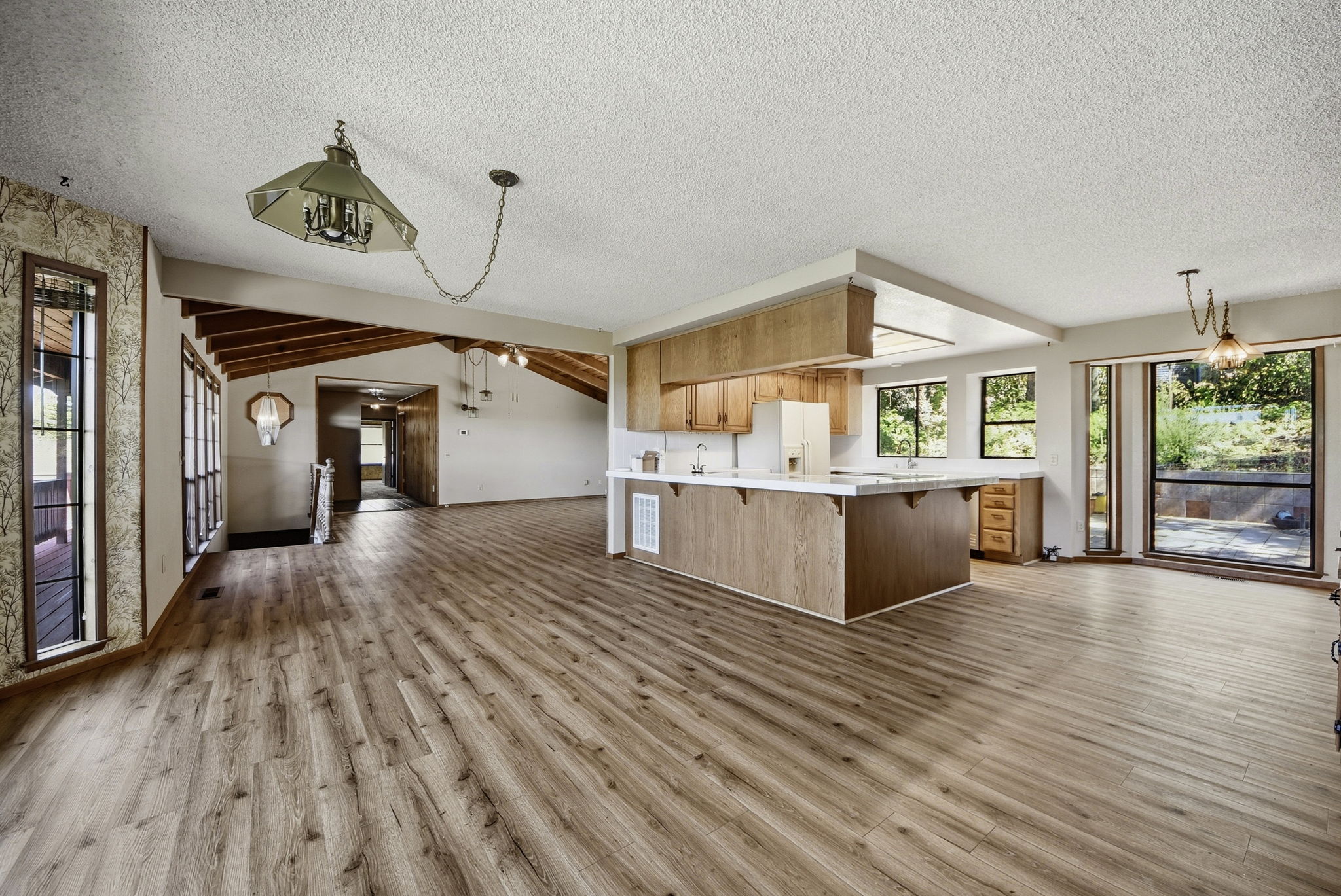 021_F8_12387 Incline Dr