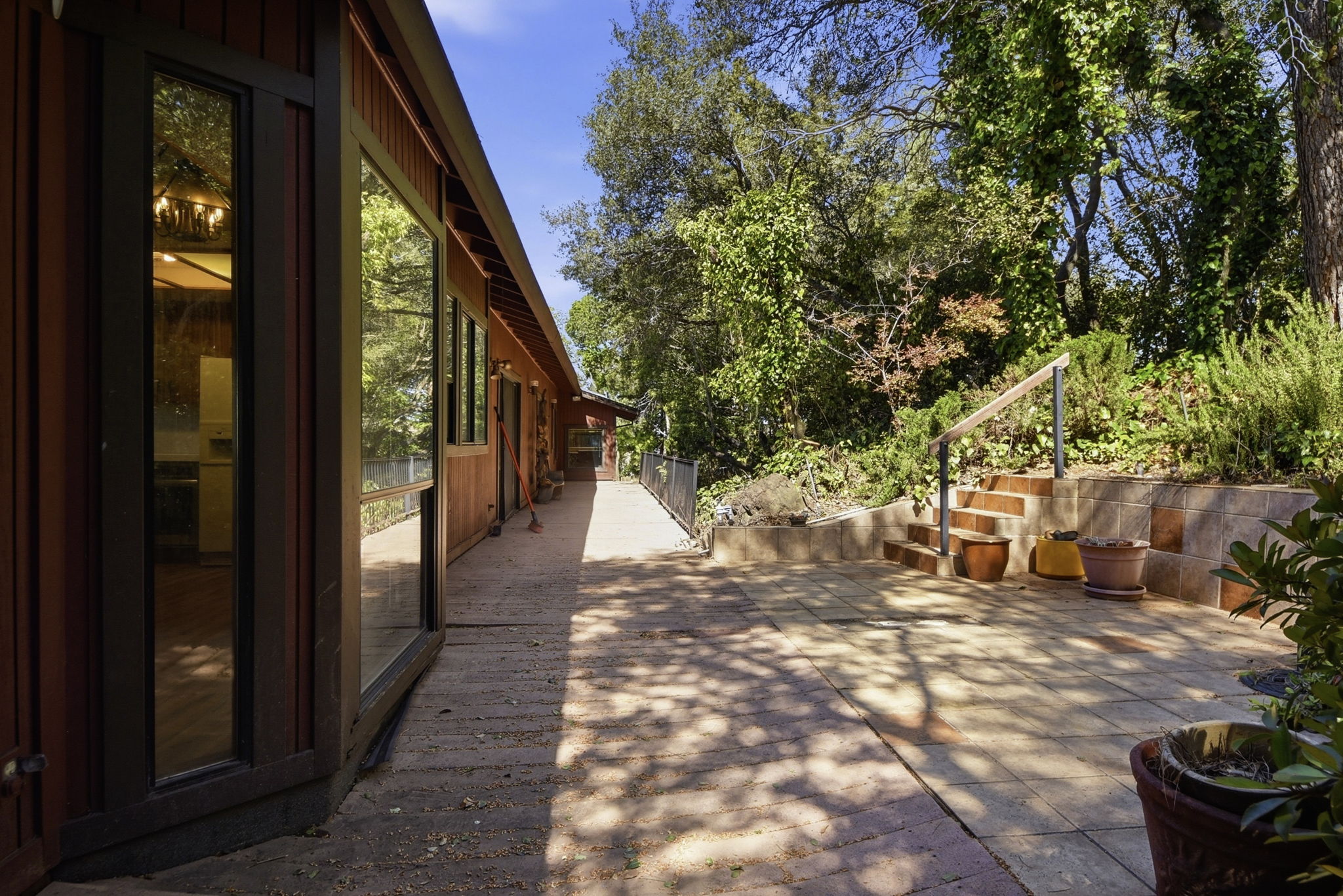 039_F8_12387 Incline Dr