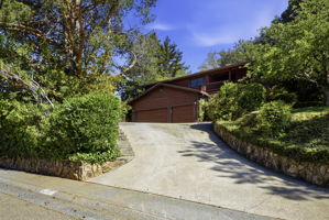 003_F8_12387 Incline Dr