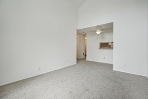 SW 72nd Ave 332-011.jpg