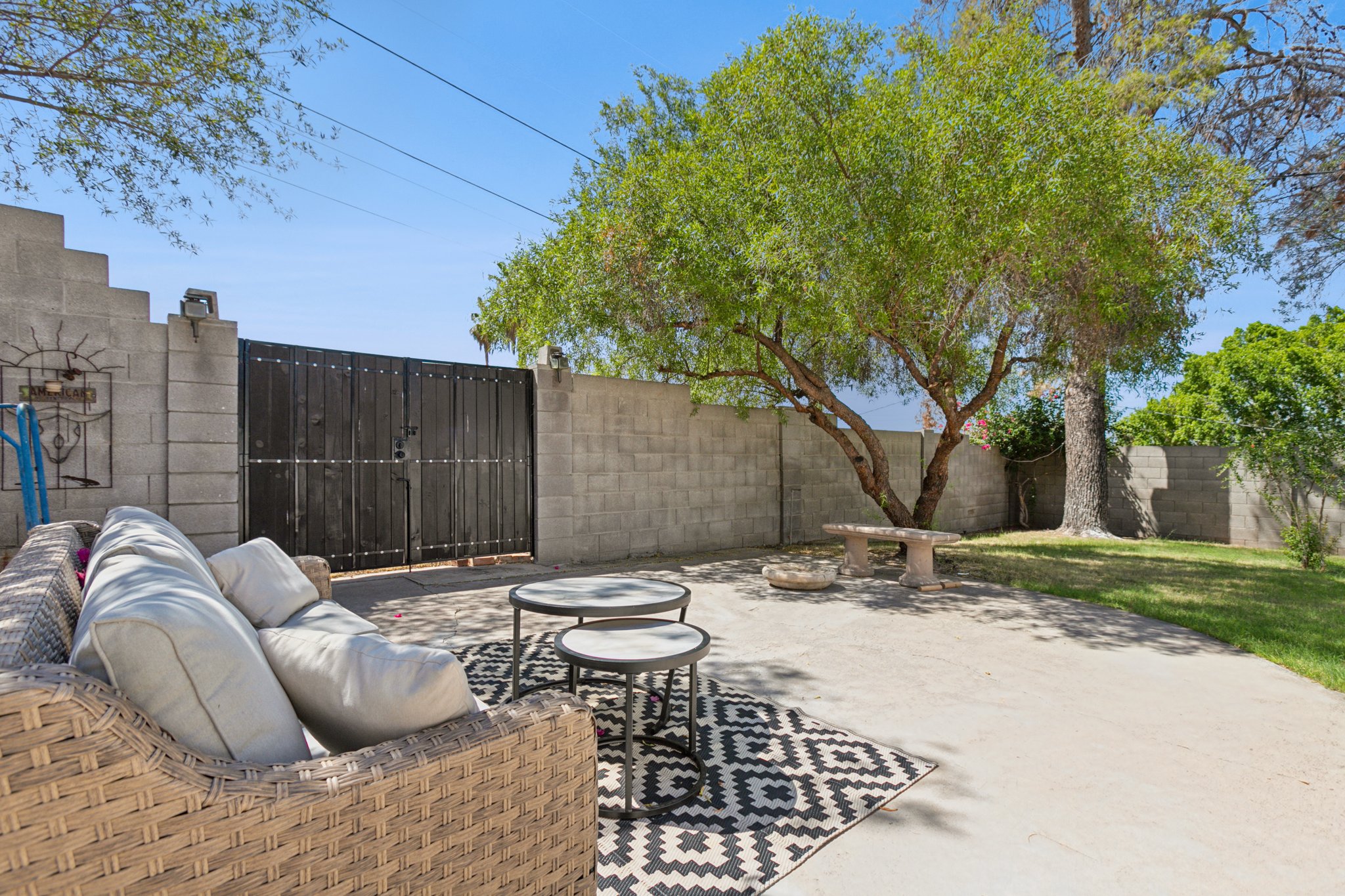 1239 E El Camino Dr, Phoenix, AZ 85020 - 030.jpg