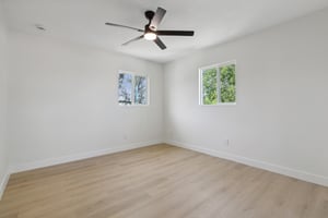 1239 E El Camino Dr, Phoenix, AZ 85020 - 019.jpg