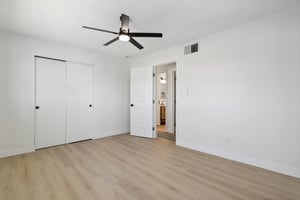 1239 E El Camino Dr, Phoenix, AZ 85020 - 021.jpg