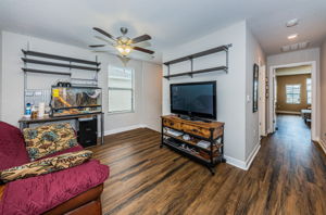 Upper Level Bonus Room1c