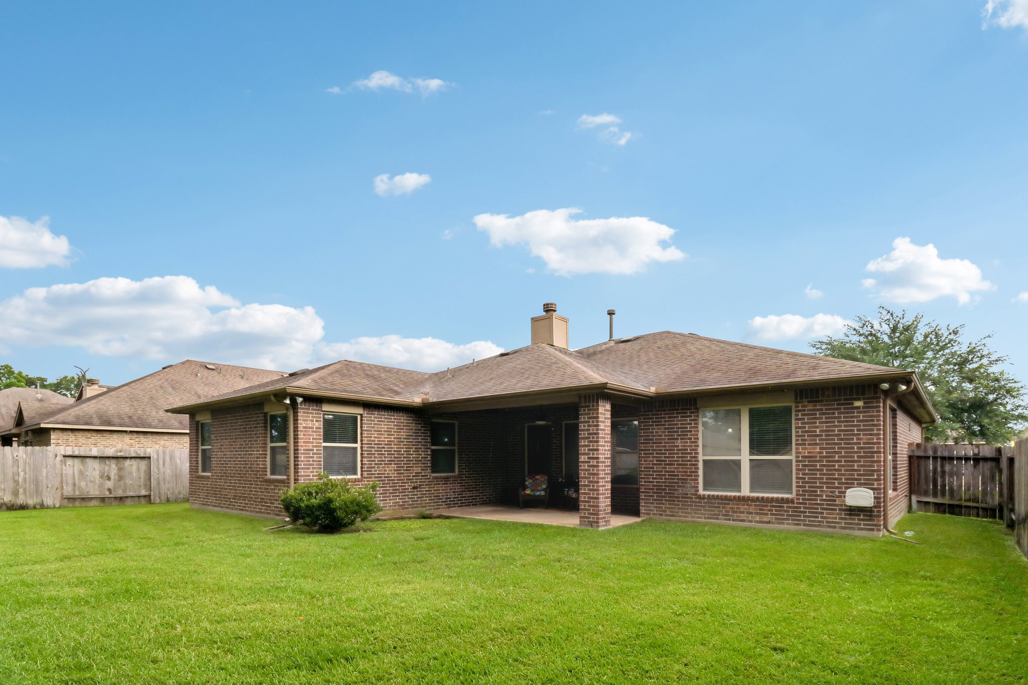 Timber Lodge Ln-S0606-029.jpg