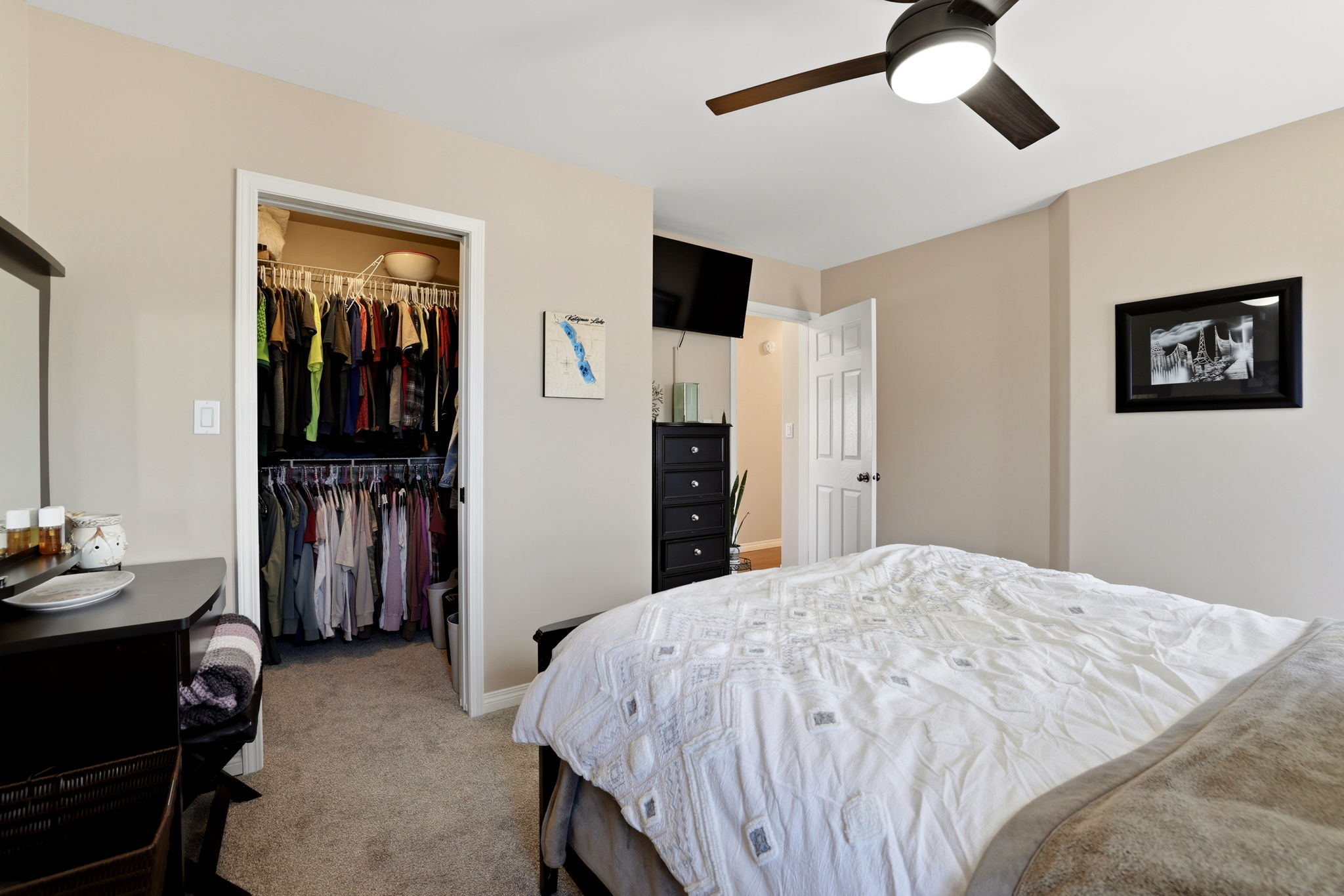 19. 124 2nd Ave W. - Primary Bedroom