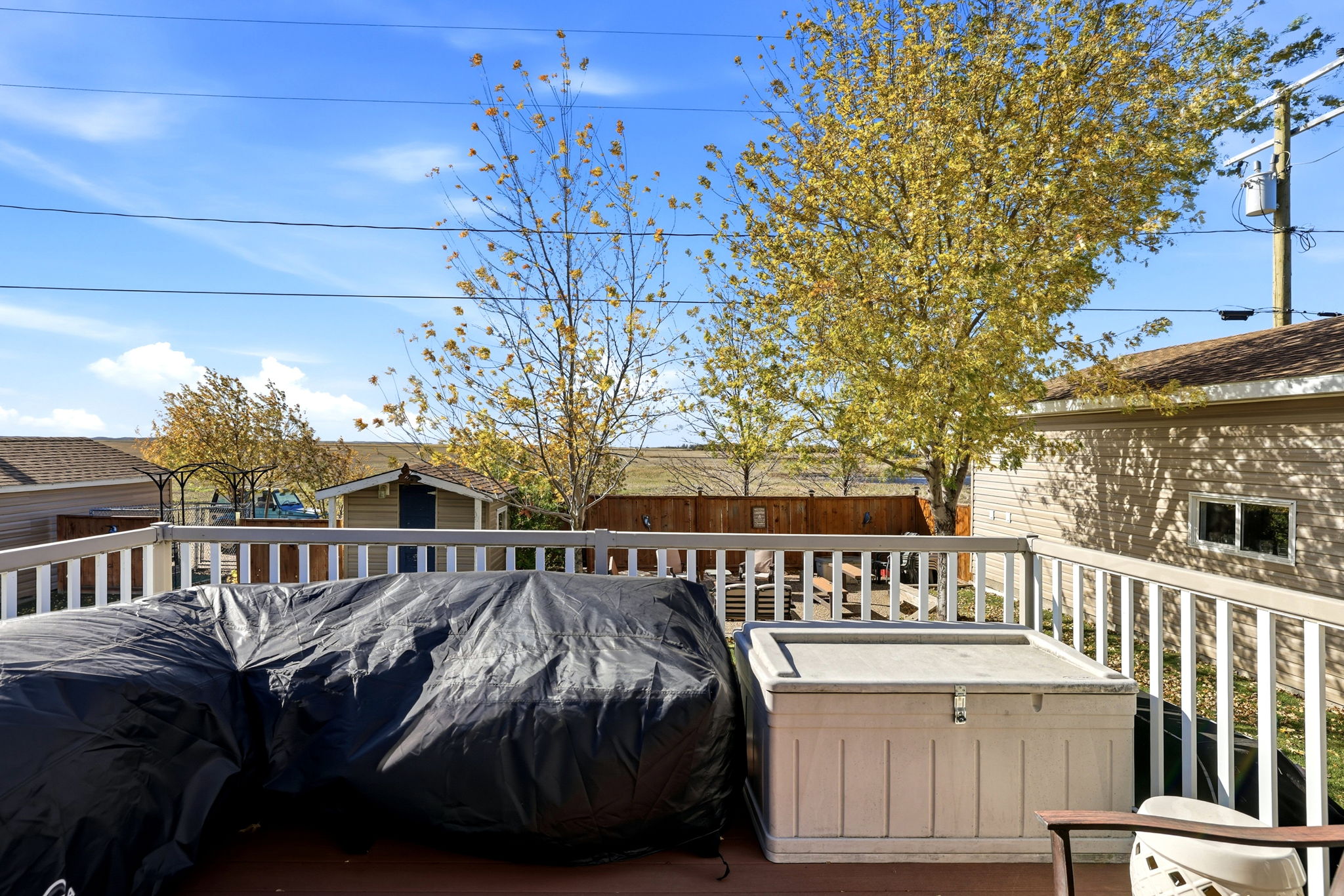 48. 124 2nd Ave W. - Deck