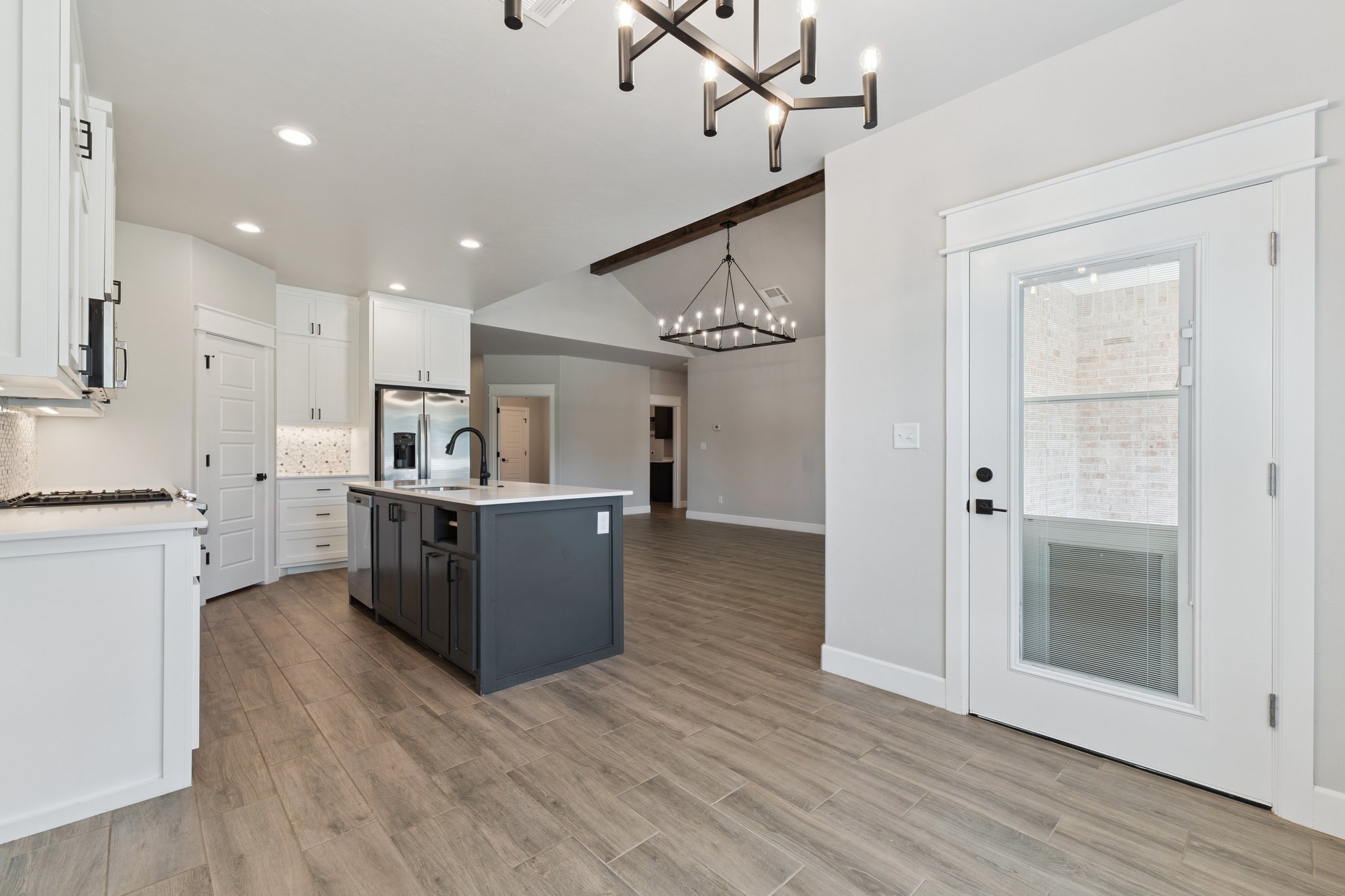 124 5th St_017 (2).jpg