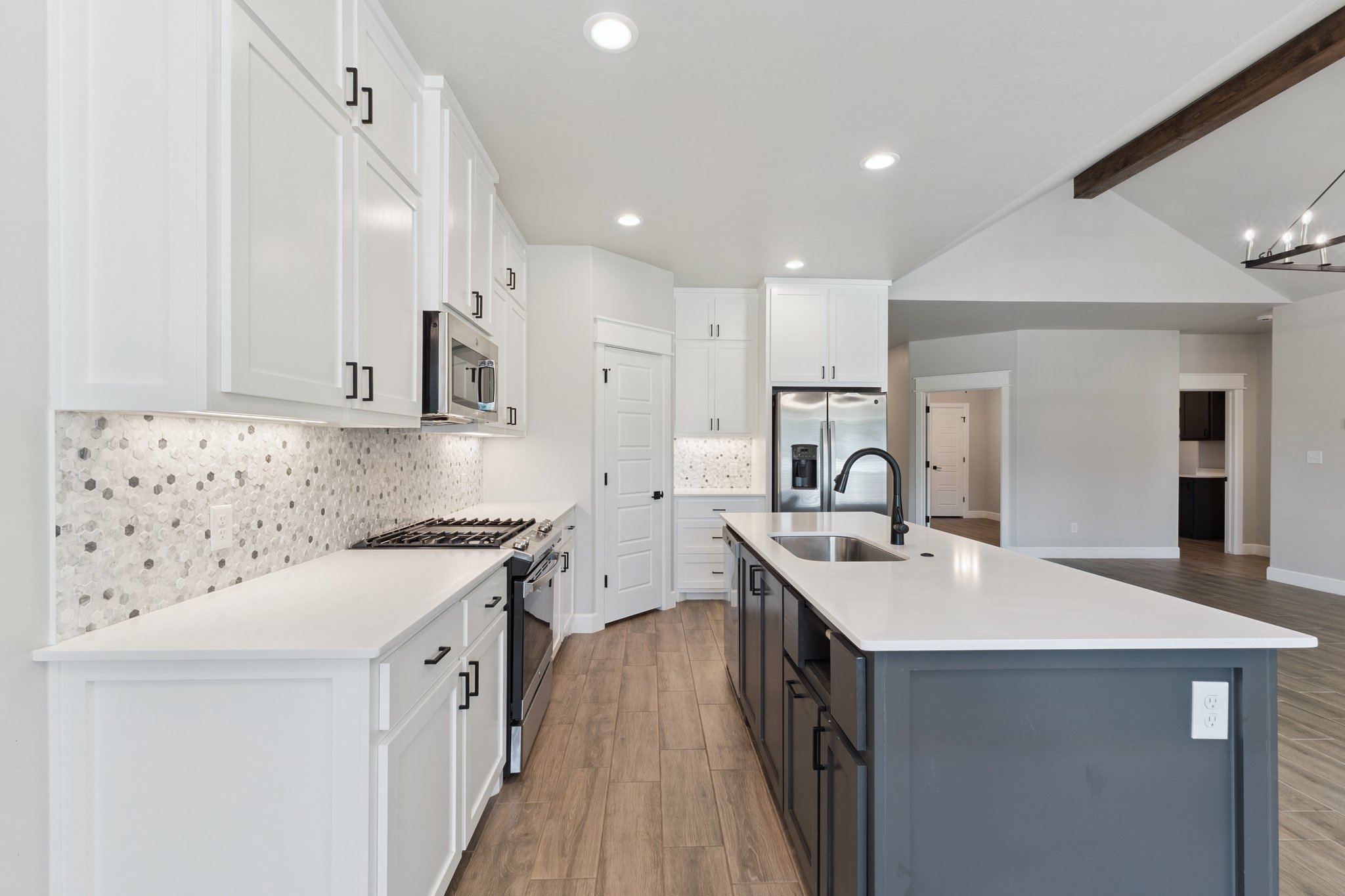 124 5th St_018 (2).jpg